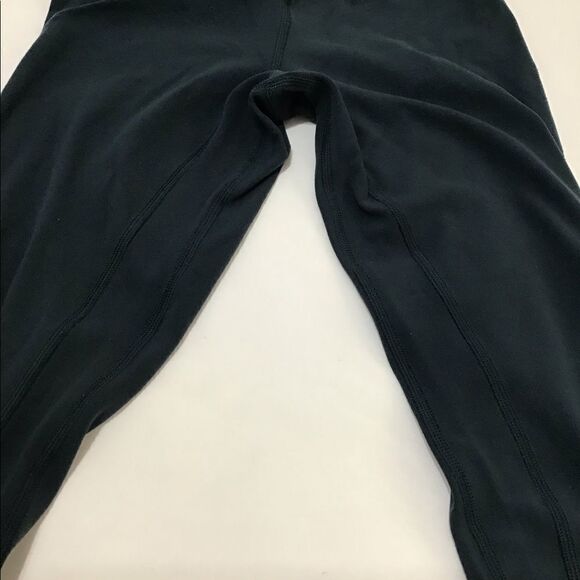 Lululemon GreenĀ Align LeggingsāPantsāSizeā2 - Picture 7 of 10